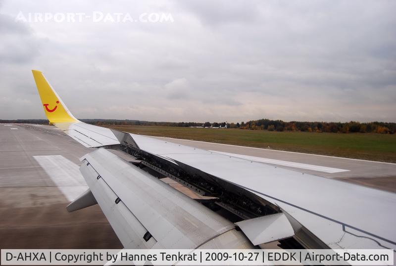 D-AHXA, 2007 Boeing 737-7K5 C/N 30714, TUIfly Boeing 737-700; flight from vienna to cologne