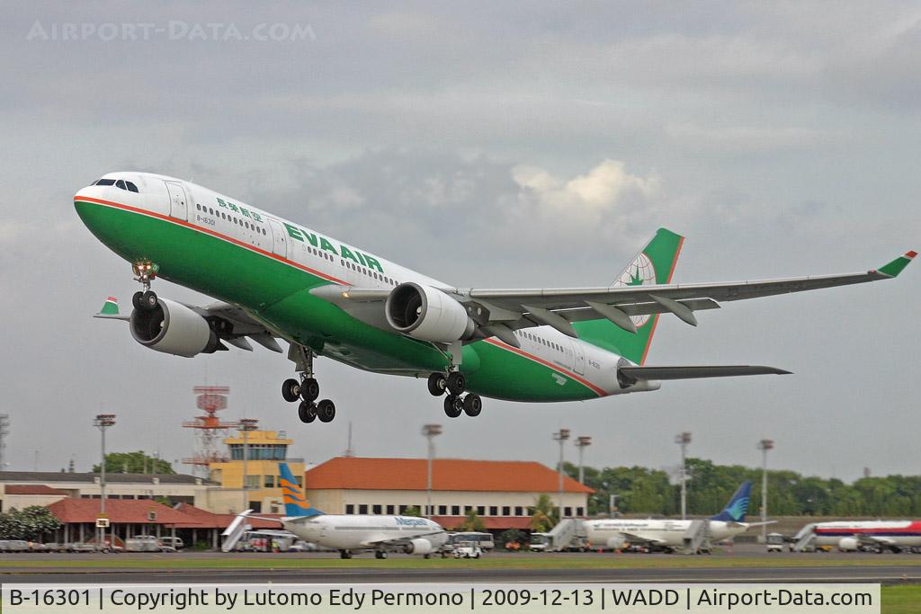 B-16301, 2003 Airbus A330-203 C/N 530, Eva Air