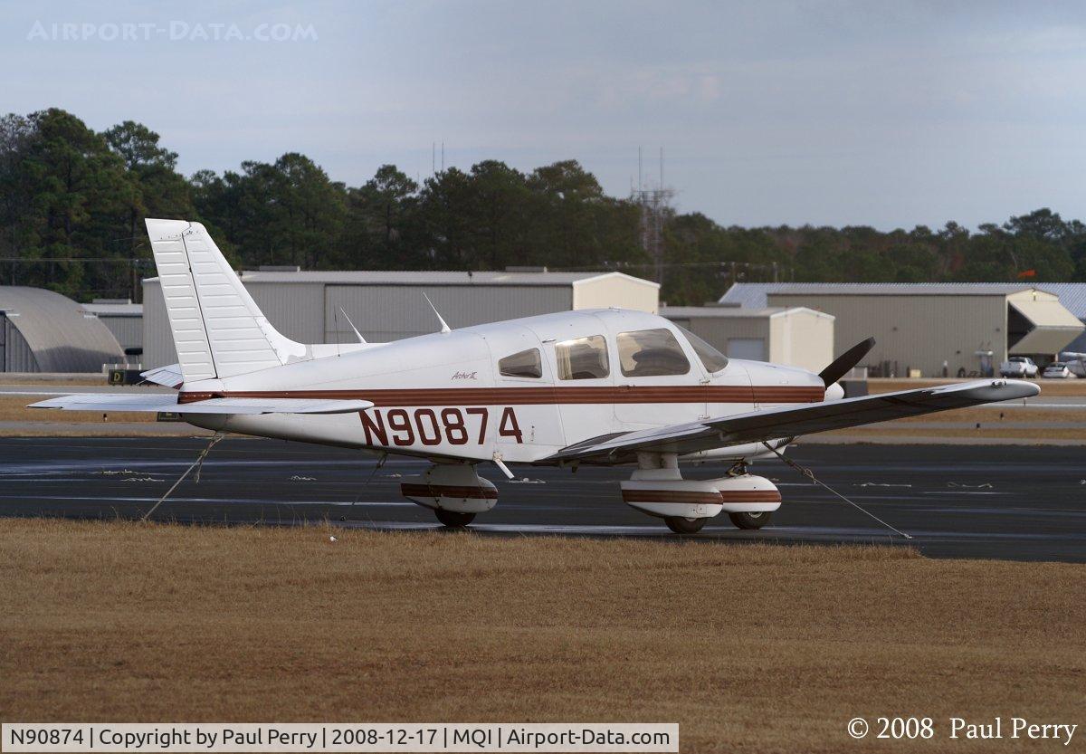 N90874, 1985 Piper PA-28-181 C/N 28-8690014, Clean stripes