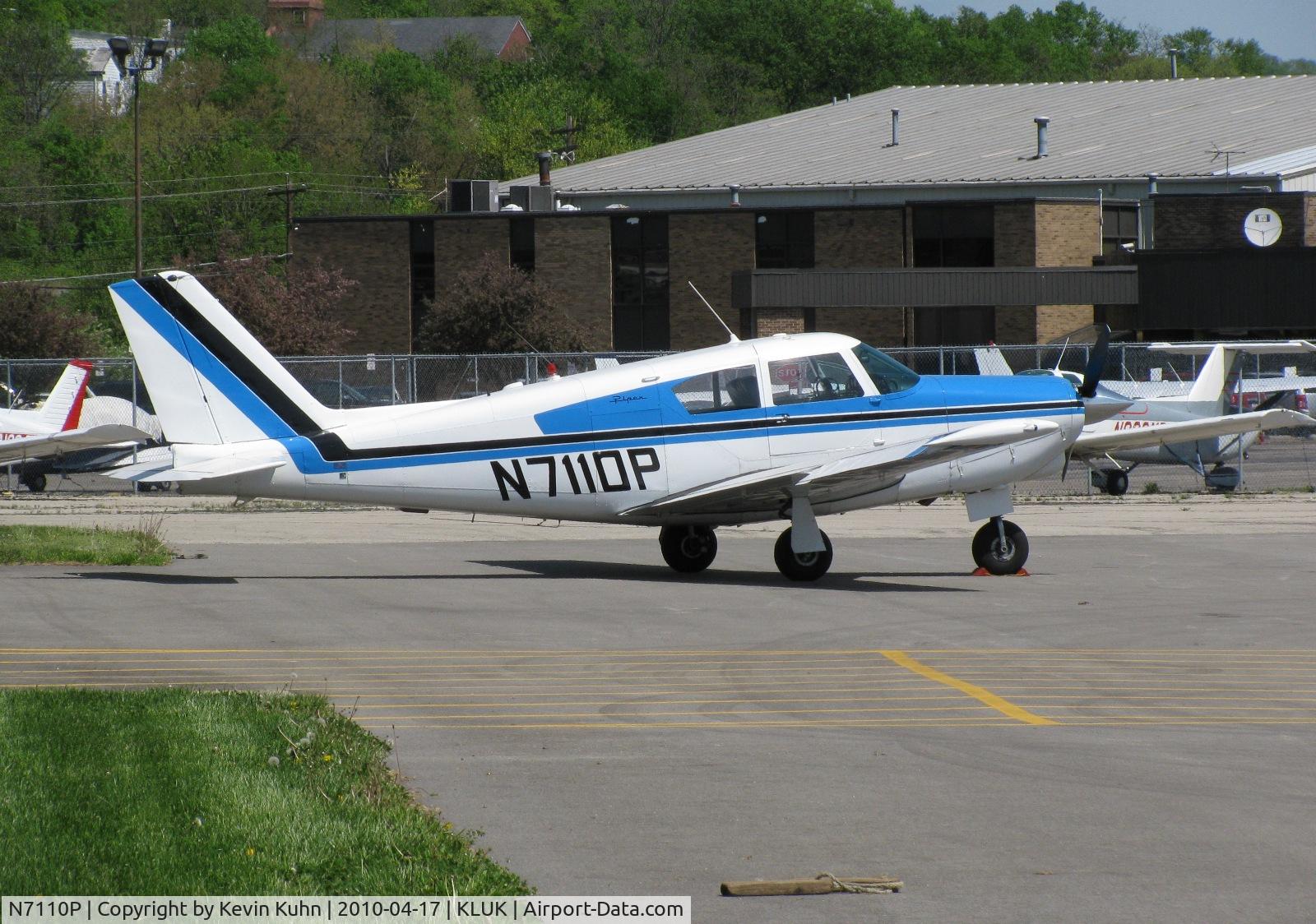 N7110P, 1960 Piper PA-24 C/N 24-2267, Comanche