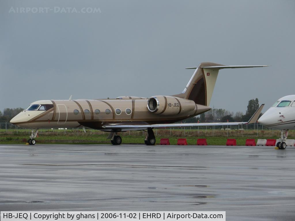 HB-JEQ, 2005 Gulfstream Aerospace GIV-X (G450) C/N 4027, Nice brown colors