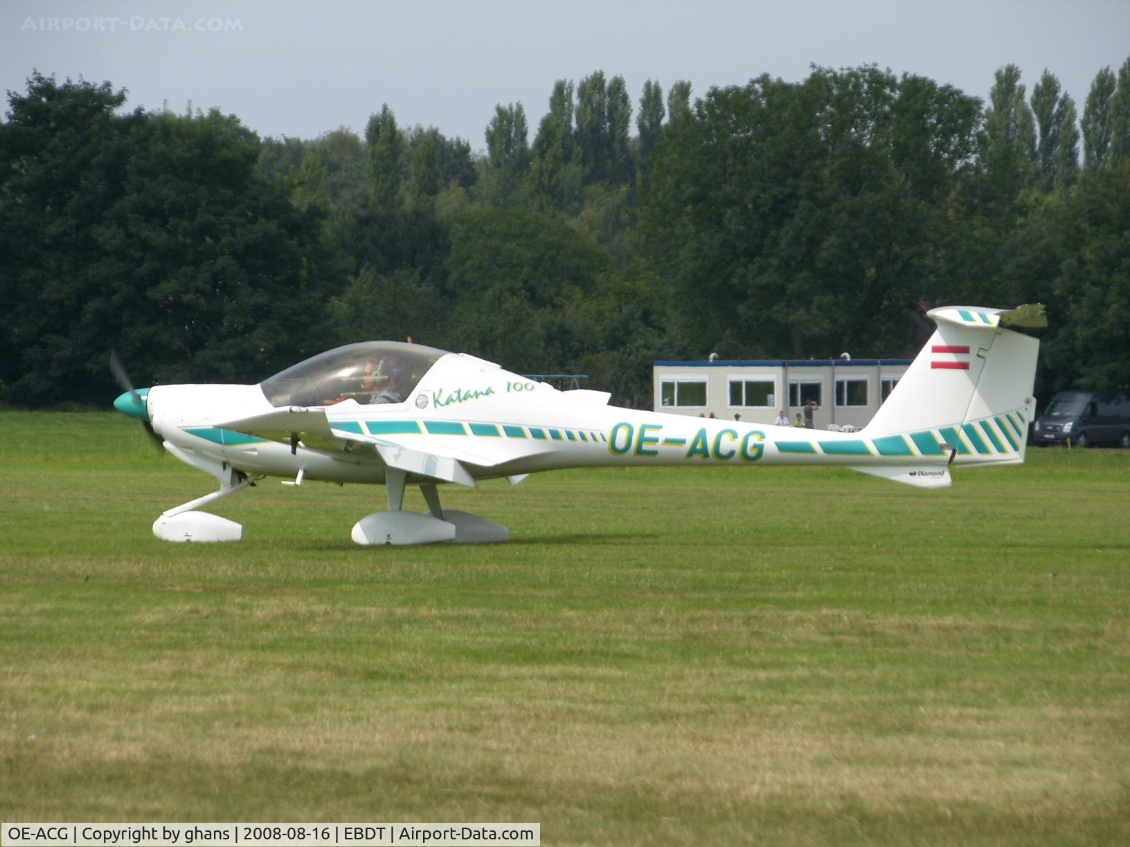 OE-ACG, HOAC DV-20 Katana C/N 20036, To visit Diest