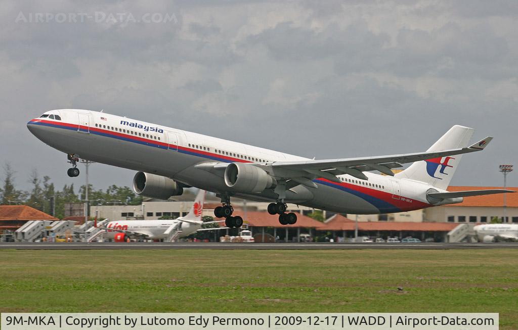 9M-MKA, 1995 Airbus A330-322 C/N 067, Malaysian Airlines
