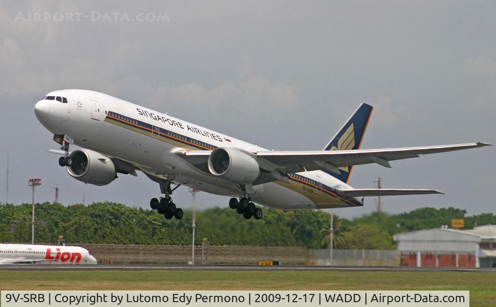 9V-SRB, 1998 Boeing 777-212/ER C/N 28998, Singapore Airlines