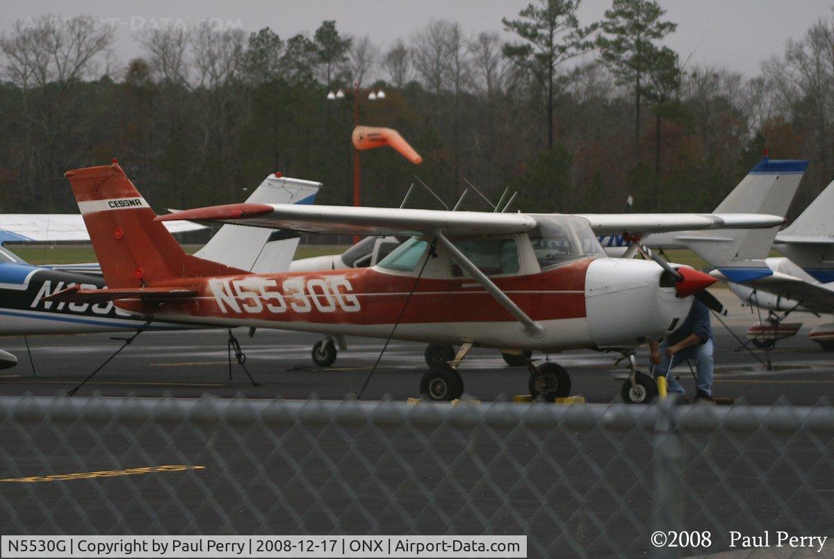 N5530G, 1969 Cessna 150J C/N 15071030, Getting some pre-flight attention