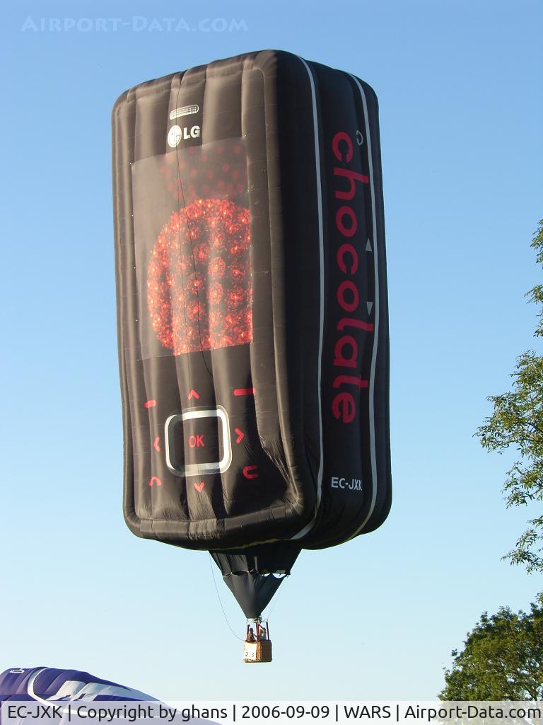 EC-JXK, 2006 Cameron Balloons Phone C/N 10906, Hanging on the telephone