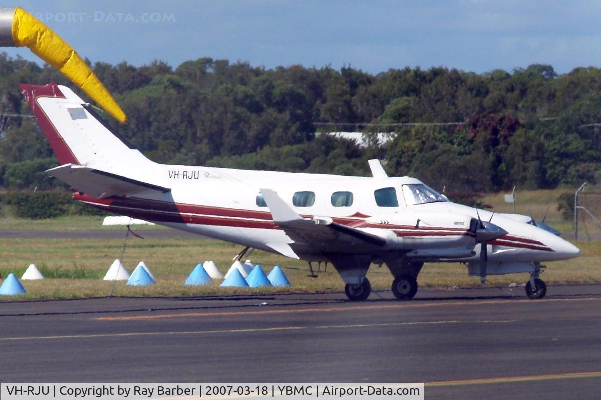 VH-RJU, 1974 Beech B-60 Duke C/N P-281, Beech B60 Duke [P-281] Maroochydore~VH 19/03/2007