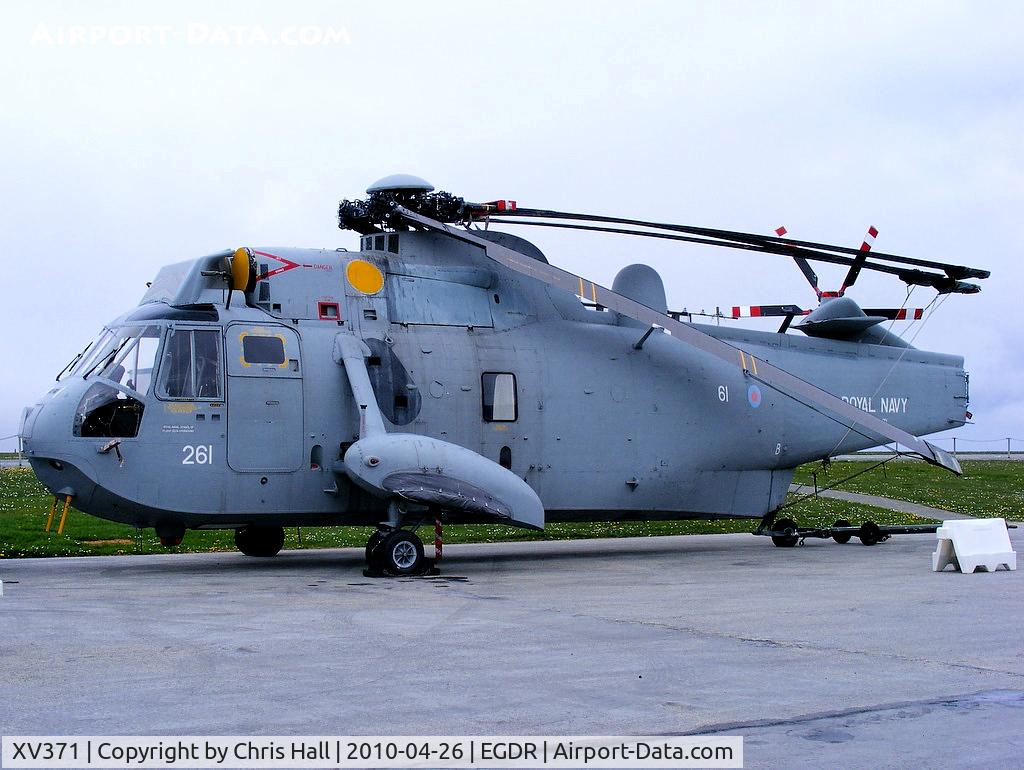 XV371, 1972 Sikorsky SH-3D Sea King C/N 61-394, Westland Sea King HAS1, With the School of Flight Deck Operations at RNAS Culdrose