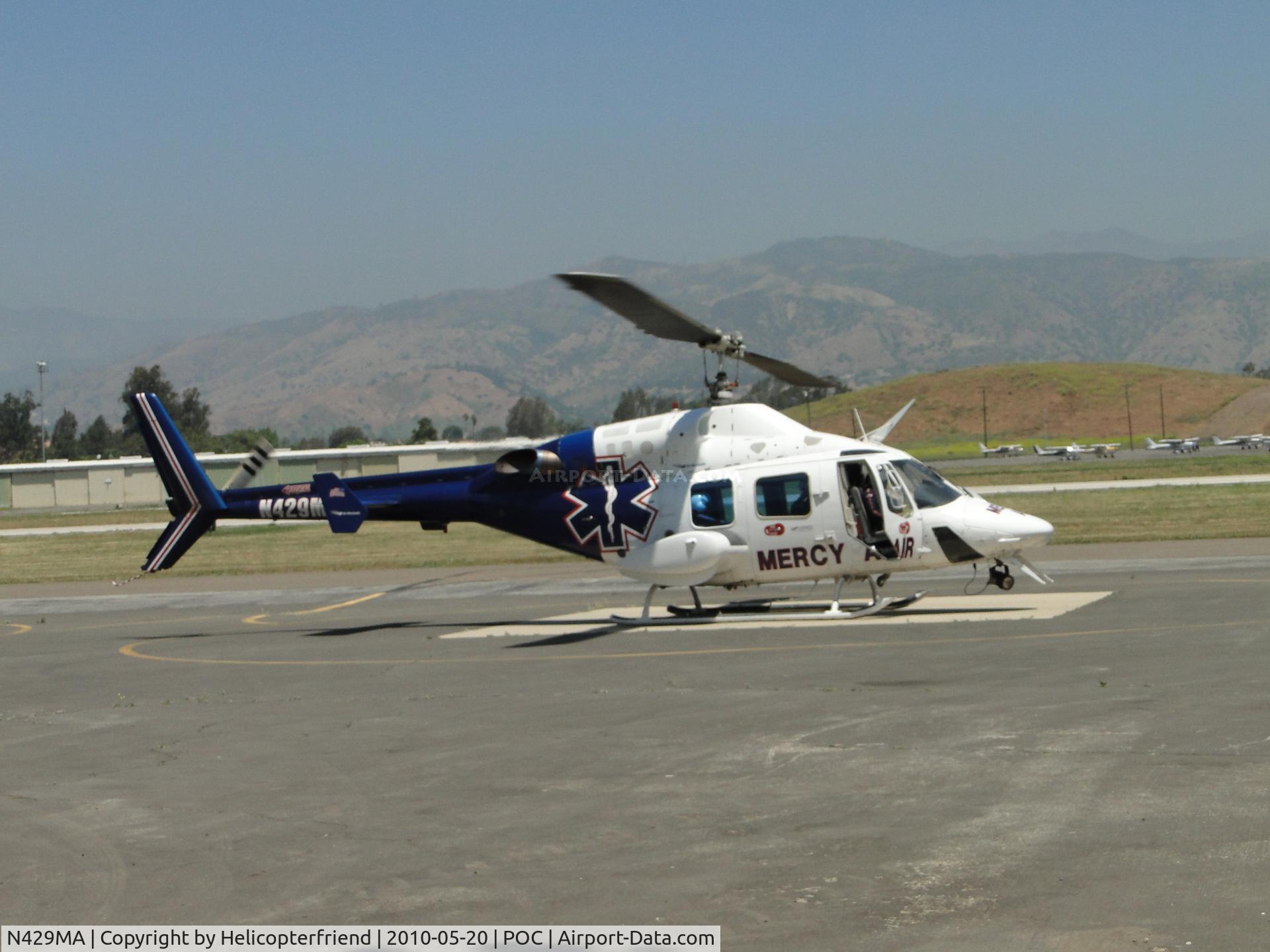 N429MA, 1984 Bell 222UT C/N 47523, Firing up for lift off after participating in 