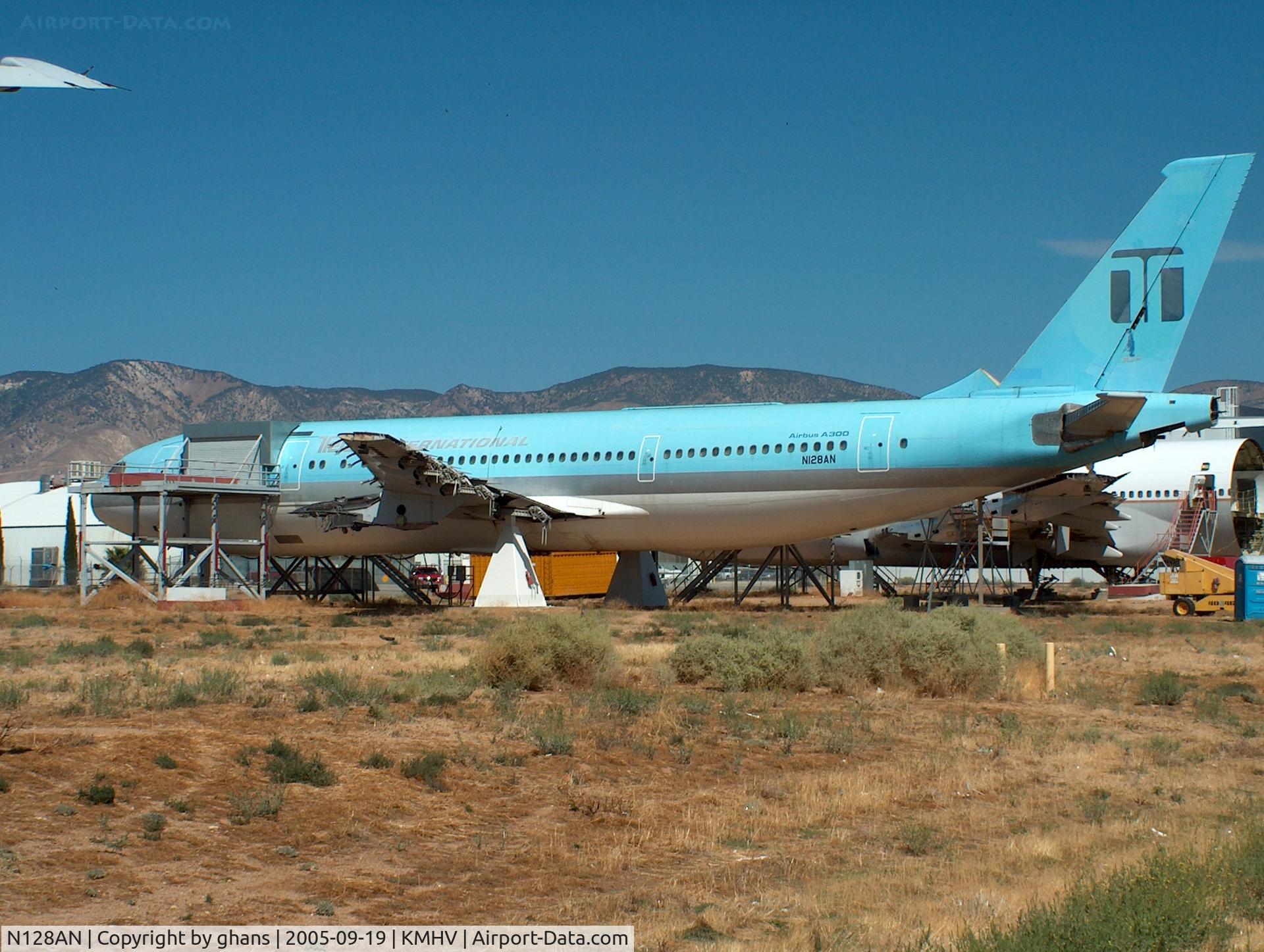 N128AN, 1976 Airbus A300B4-2C C/N 028, Used for groundtraining