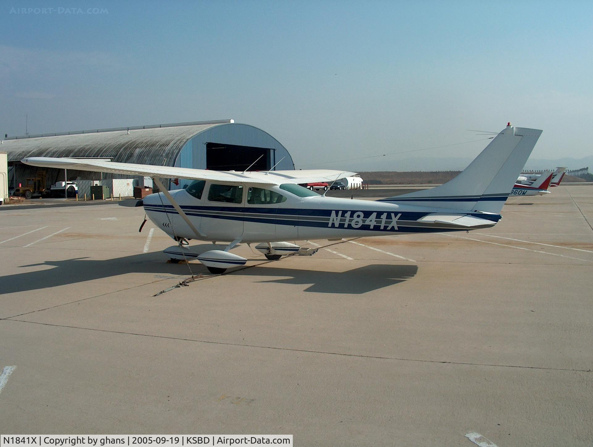 N1841X, 1964 Cessna 182H Skylane C/N 18255941, Parked at platform
