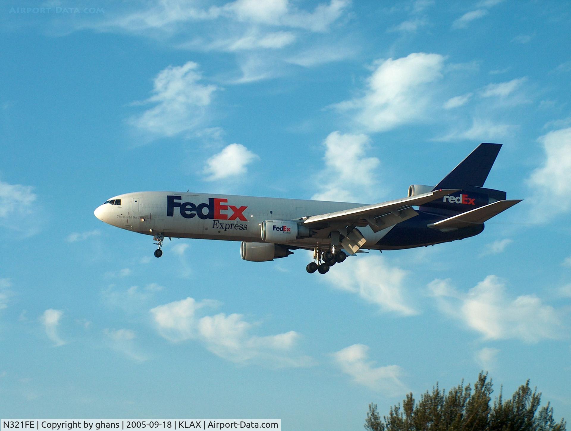 N321FE, 1980 McDonnell Douglas DC-10-30F C/N 47836, Landing with cargo