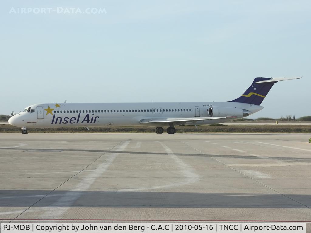 PJ-MDB, 1983 McDonnell Douglas MD-82 (DC-9-82) C/N 48021, Insel Air MD-82 PJ-MDB (48021/1078) @ TNCC / CUR