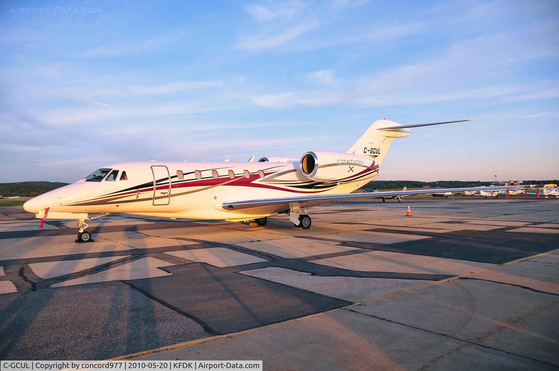 C-GCUL, 1999 Cessna 750 Citation X Citation X C/N 750-0090, Seen at KFDK on 5/20/2010.