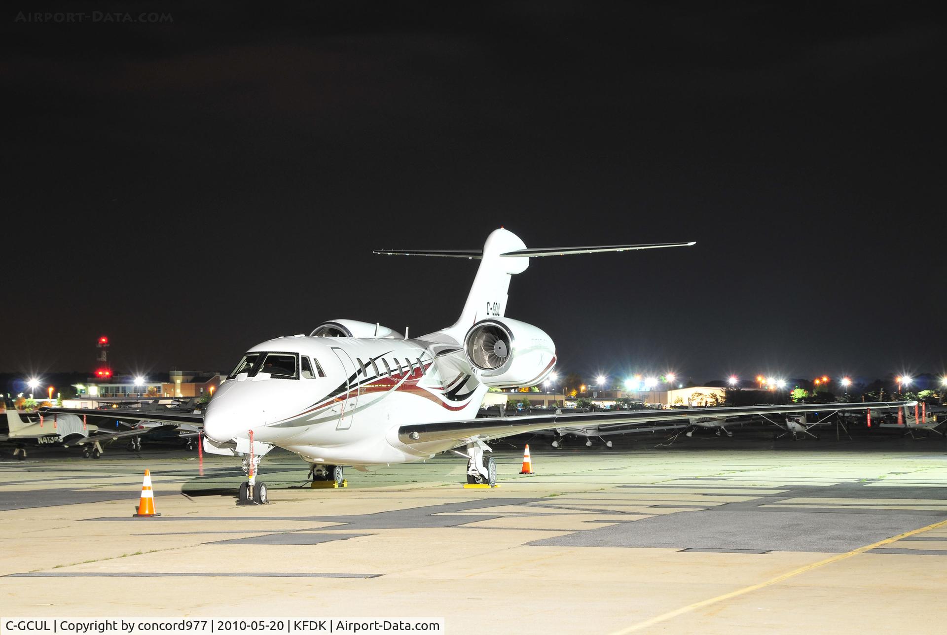 C-GCUL, 1999 Cessna 750 Citation X Citation X C/N 750-0090, Seen at KFDK on 5/20/2010.