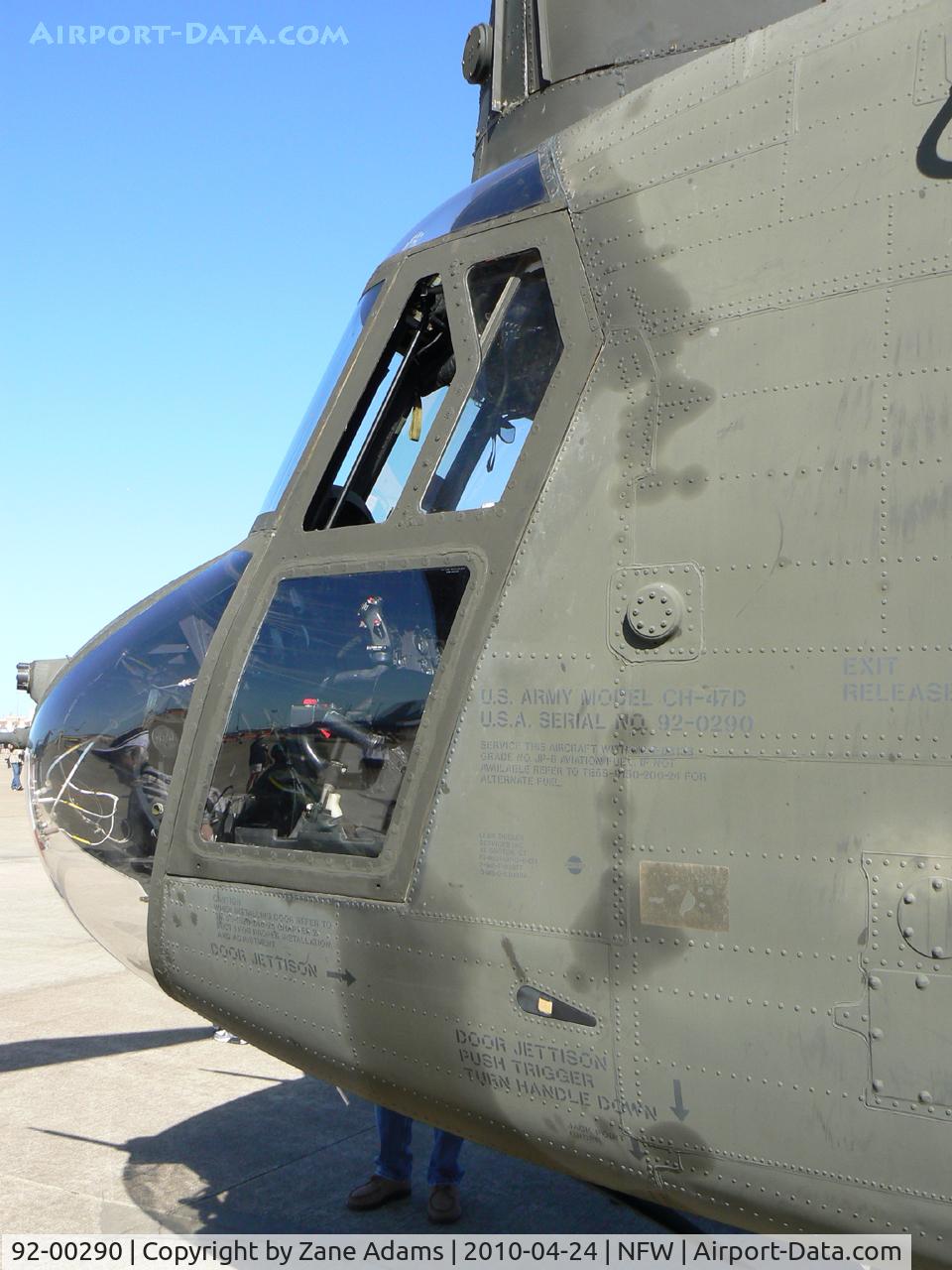 92-00290, 1963 Boeing Vertol CH-47D Chinook C/N M.3431, At the 2010 NAS JRB Fort Worth Airshow