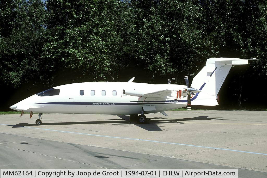 MM62164, Piaggio P-180AM Avanti C/N 1030, Static park of the 1994 open house. This was tirst visit of this type to Leeuwarden.