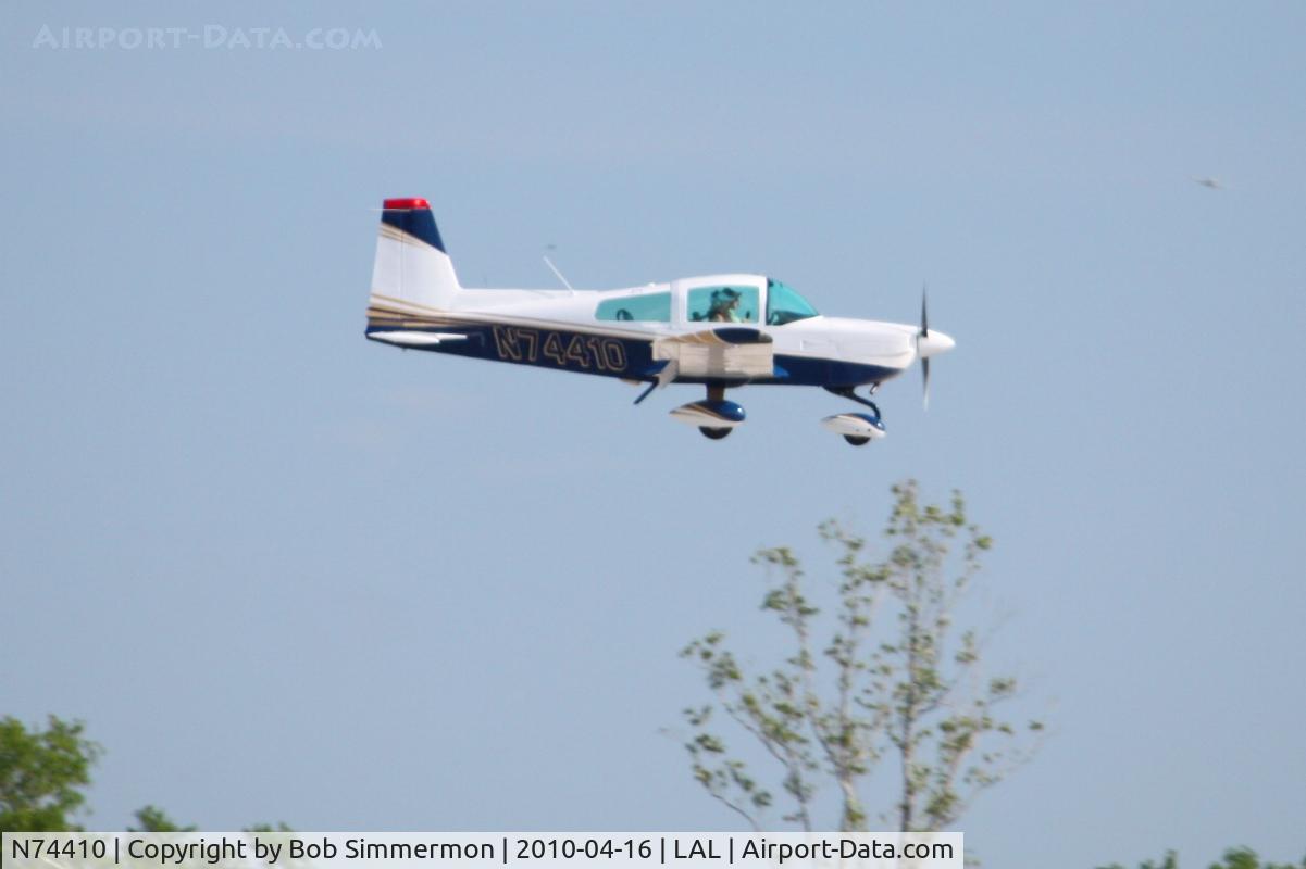 N74410, 1976 Grumman American AA-5B Tiger C/N AA5B-0215, Arriving at Lakeland, FL during Sun N Fun 2010.
