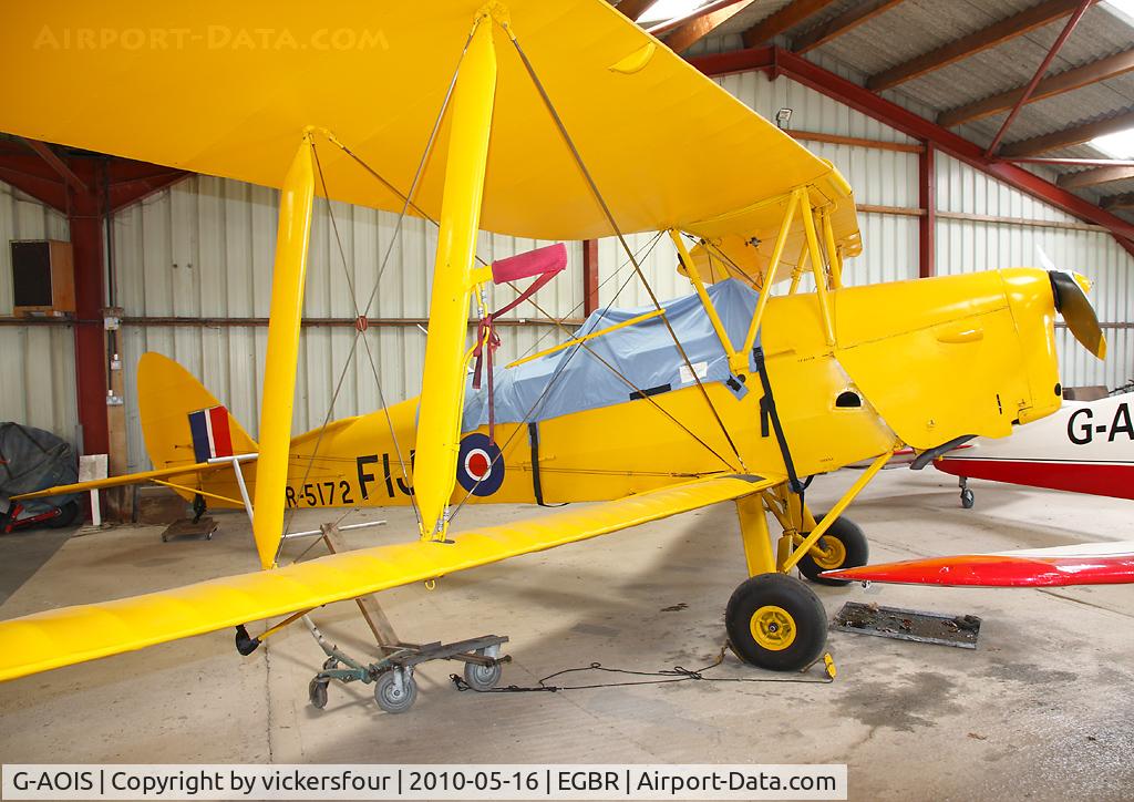 G-AOIS, 1939 De Havilland DH-82A Tiger Moth II C/N 83034, Privately operated, marked as R5172 'FIJ-E'. Breighton.