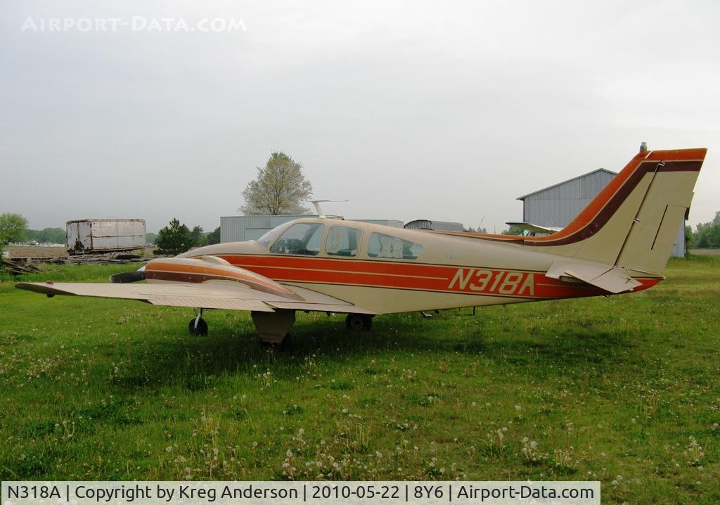 N318A, 1966 Beech C55 Baron (95-C55) C/N TE-229, Tied down at 8Y6.