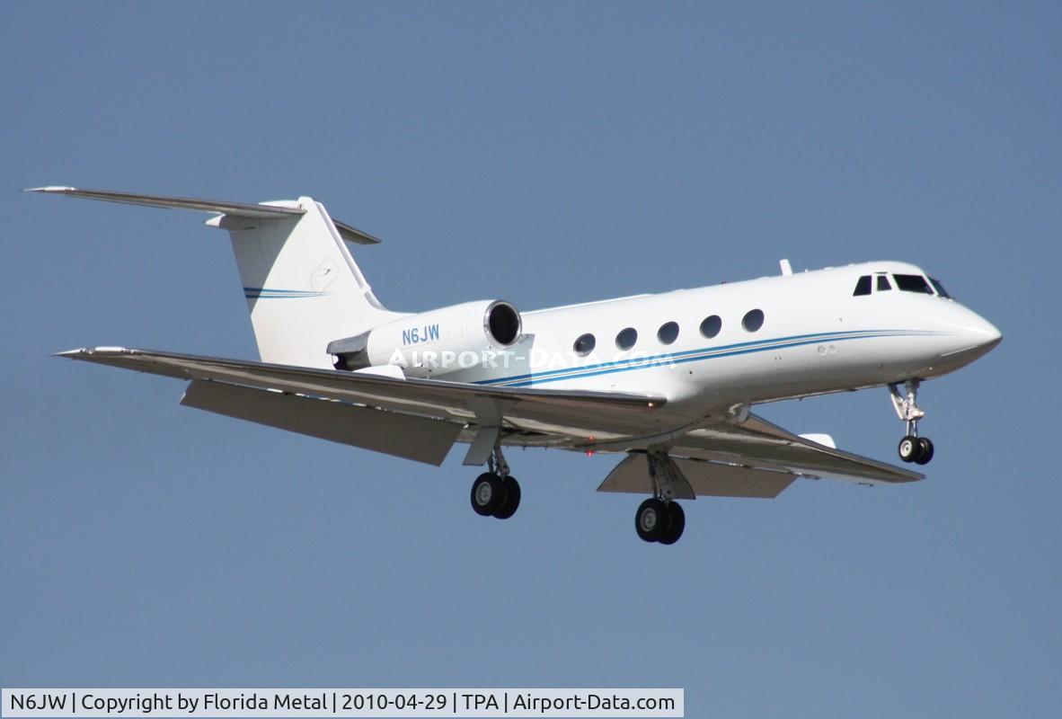 N6JW, 1973 Grumman G-1159 Gulfstream II C/N 138, Gulfstream II
