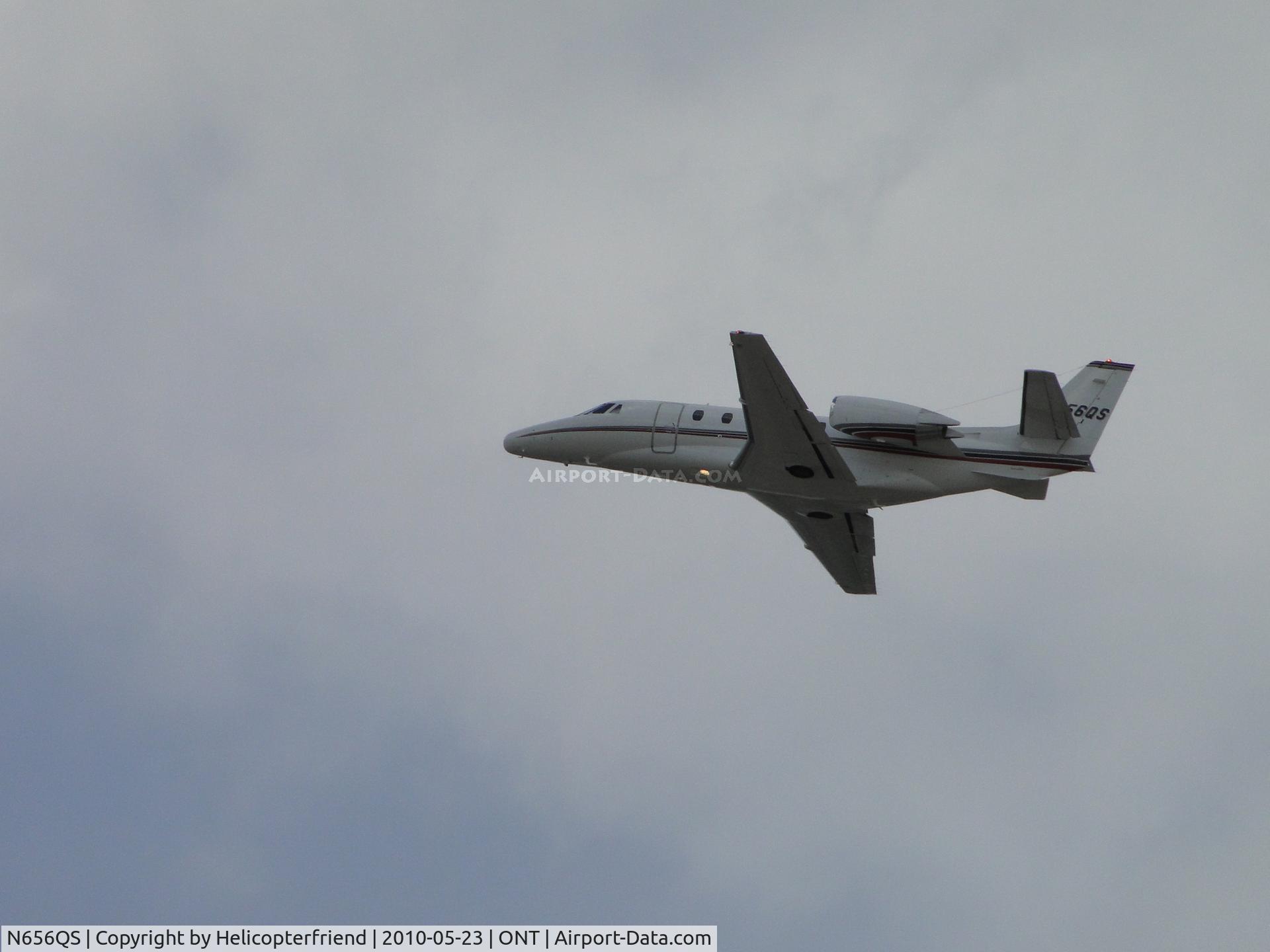 N656QS, 2007 Cessna 560XLS Citation Excel C/N 560-5732, airbourne from runway 26R, westbound