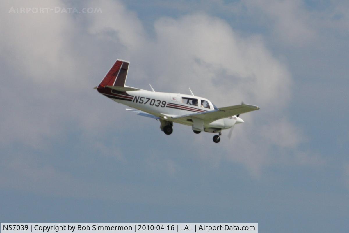 N57039, 1983 Mooney M20J 201 C/N 24-1421, Arriving at Lakeland, FL during Sun N Fun 2010.