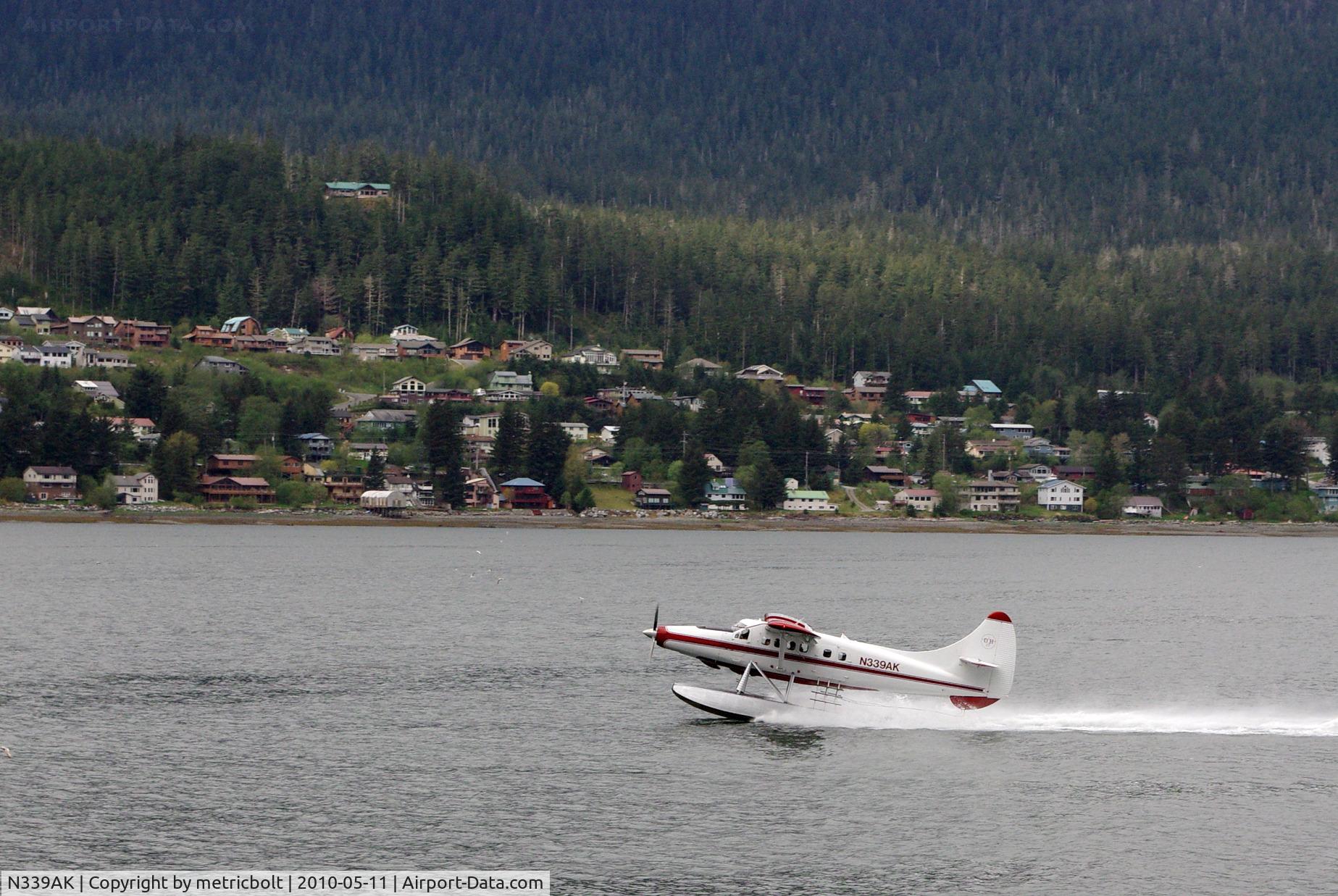 N339AK, 1965 De Havilland Canada DHC-3 Otter C/N 454, At Juneau