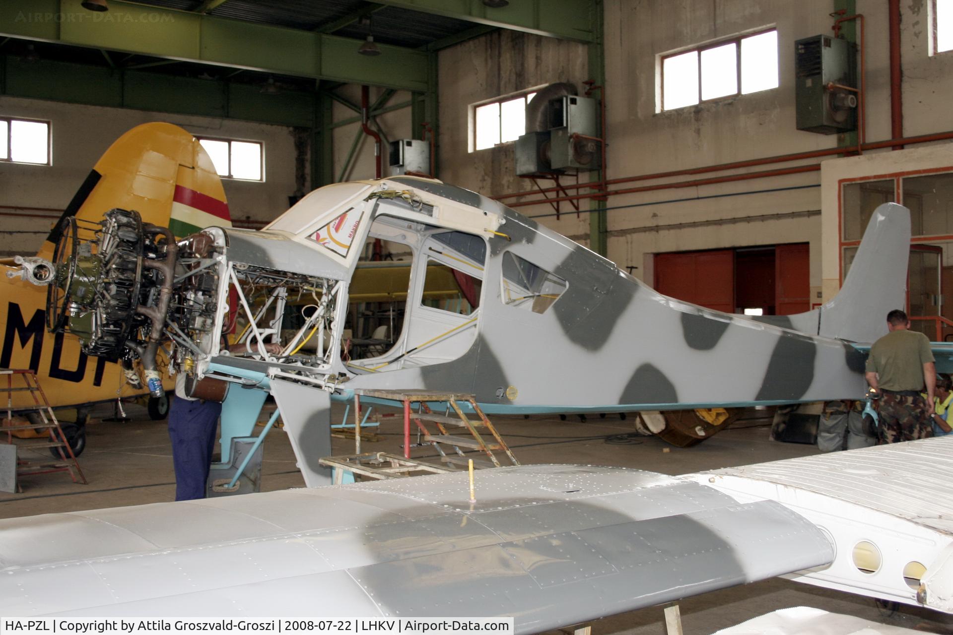 HA-PZL, 1969 PZL-Okecie PZL-101A Gawron C/N 119267, Hungary-Kaposújlak airport hangar