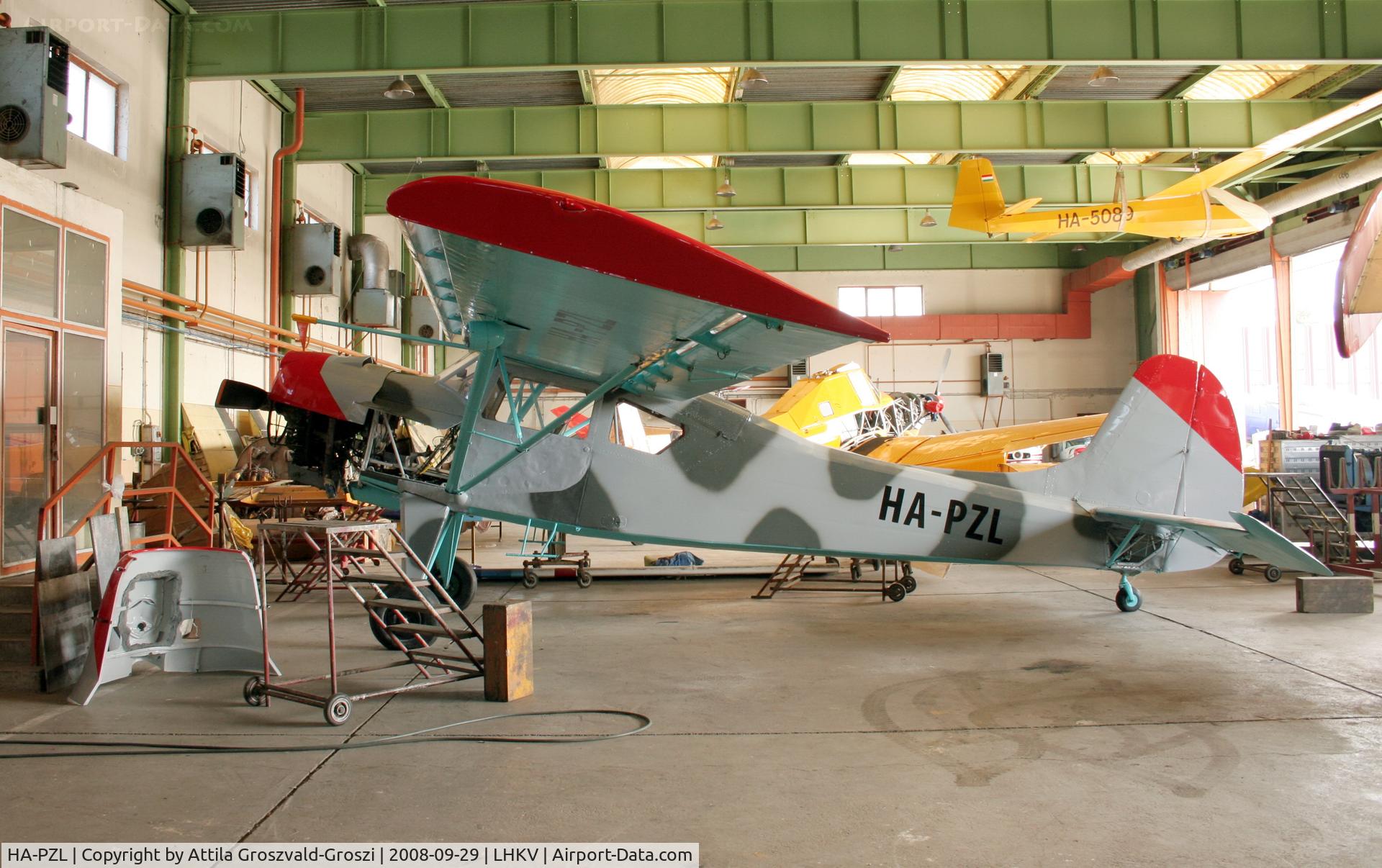 HA-PZL, 1969 PZL-Okecie PZL-101A Gawron C/N 119267, Hungary-Kaposújlak airport hangar