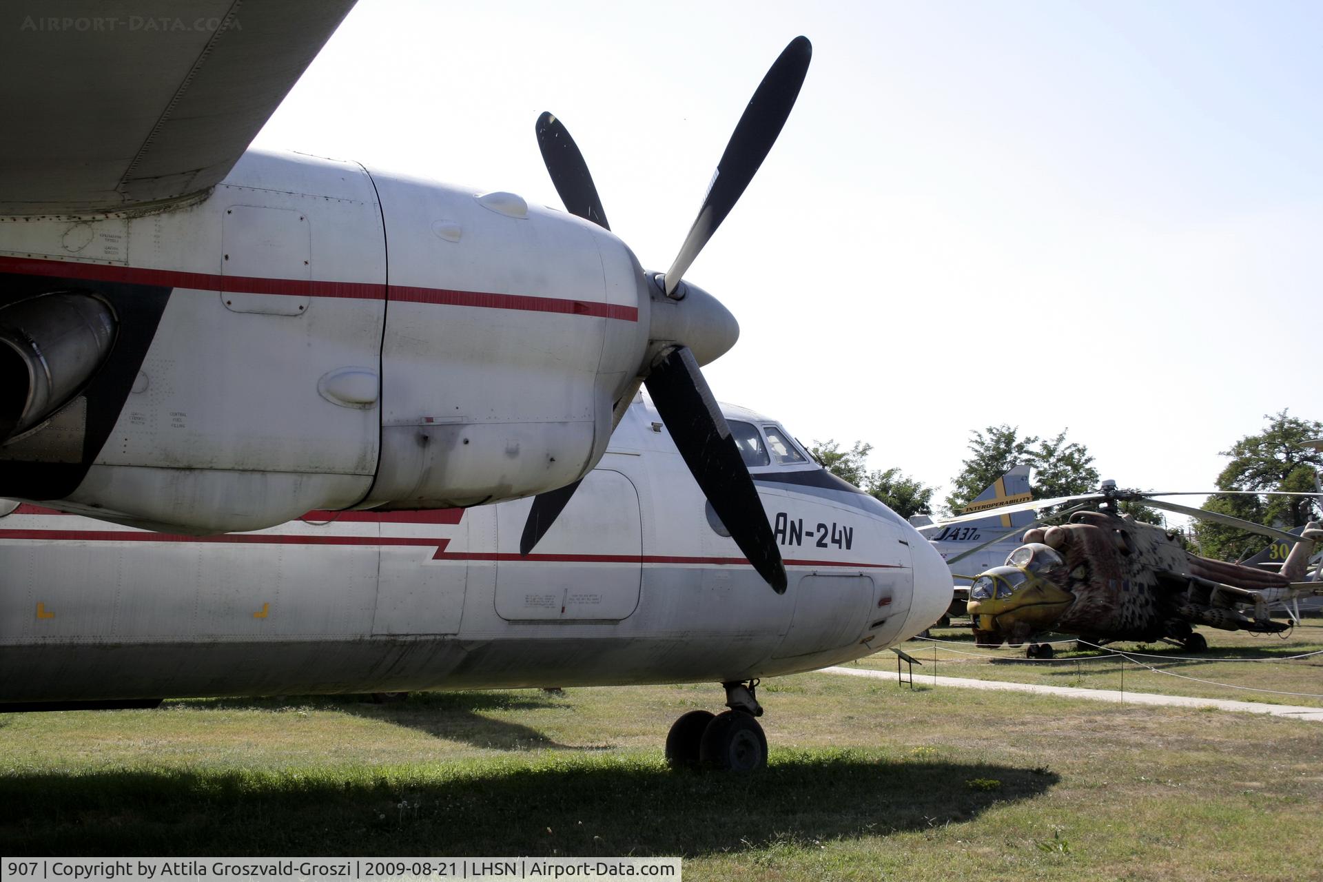 907, 1967 Antonov An-24V C/N 77303907, Szolnok-Szandaszölös airplane museum.