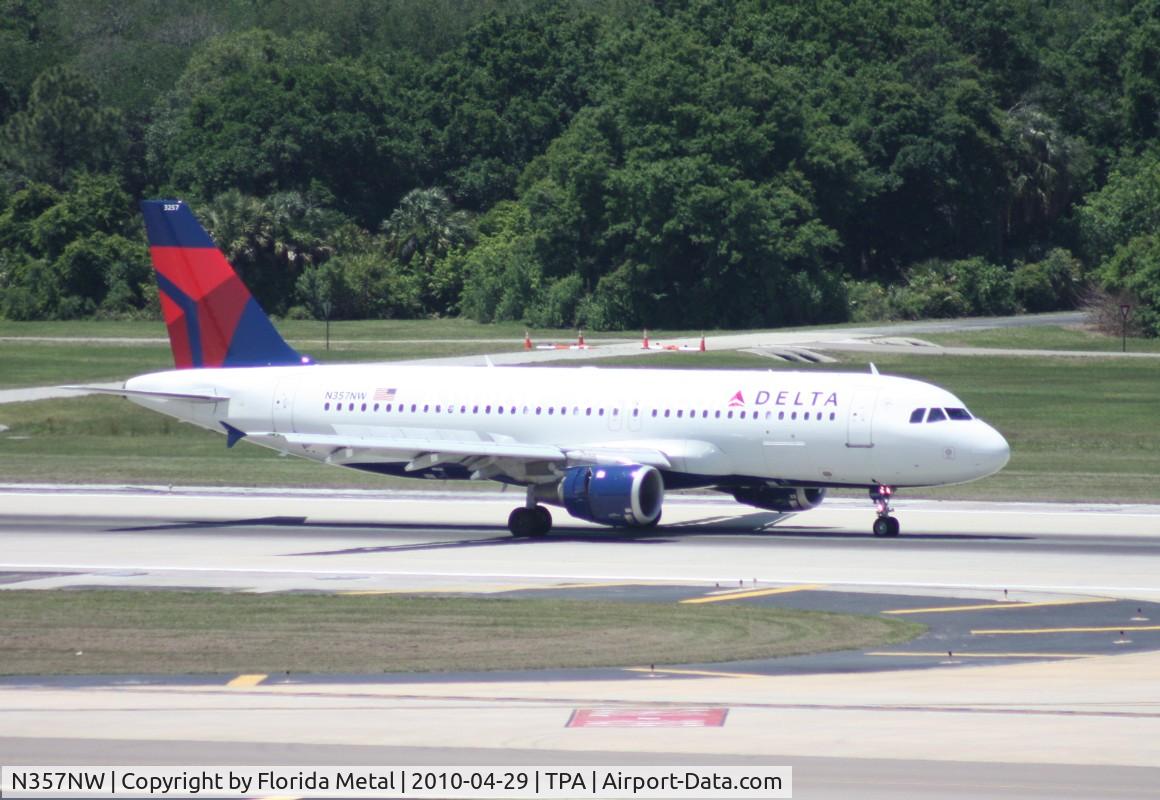 N357NW, 1998 Airbus A320-212 C/N 830, Delta A320