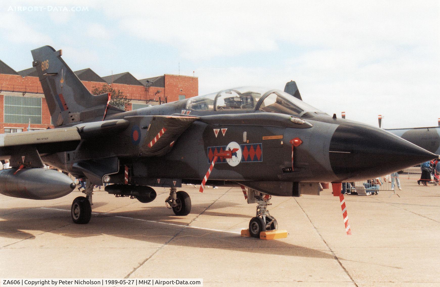 ZA606, 1982 Panavia Tornado GR.1 C/N 136/BS043/3070, Tornado GR.1 of RAF Honington's Tactical Weapons Conversion Unit on display at the 1989 RAF Mildenhall Air Fete.