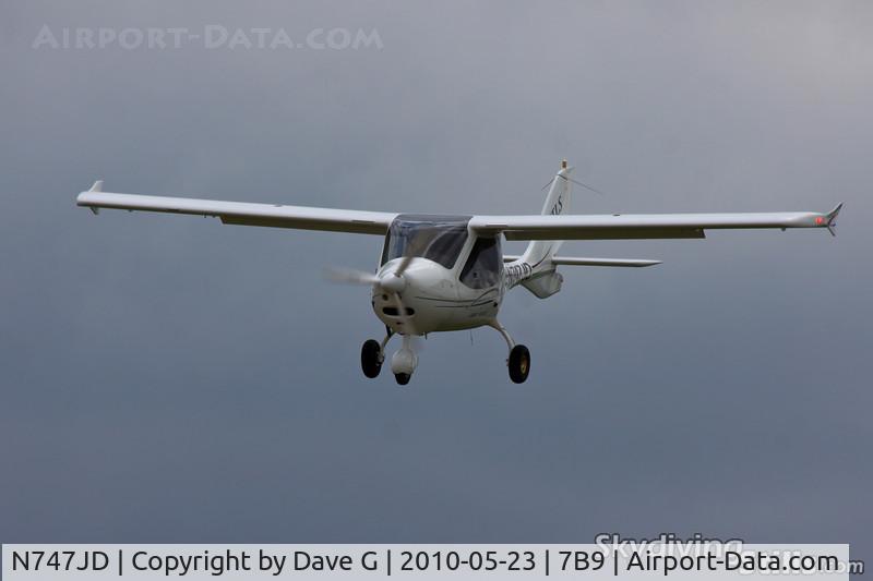 N747JD, 2008 Flight Design CTLS C/N 08-04-11, Final to Ellington, CT