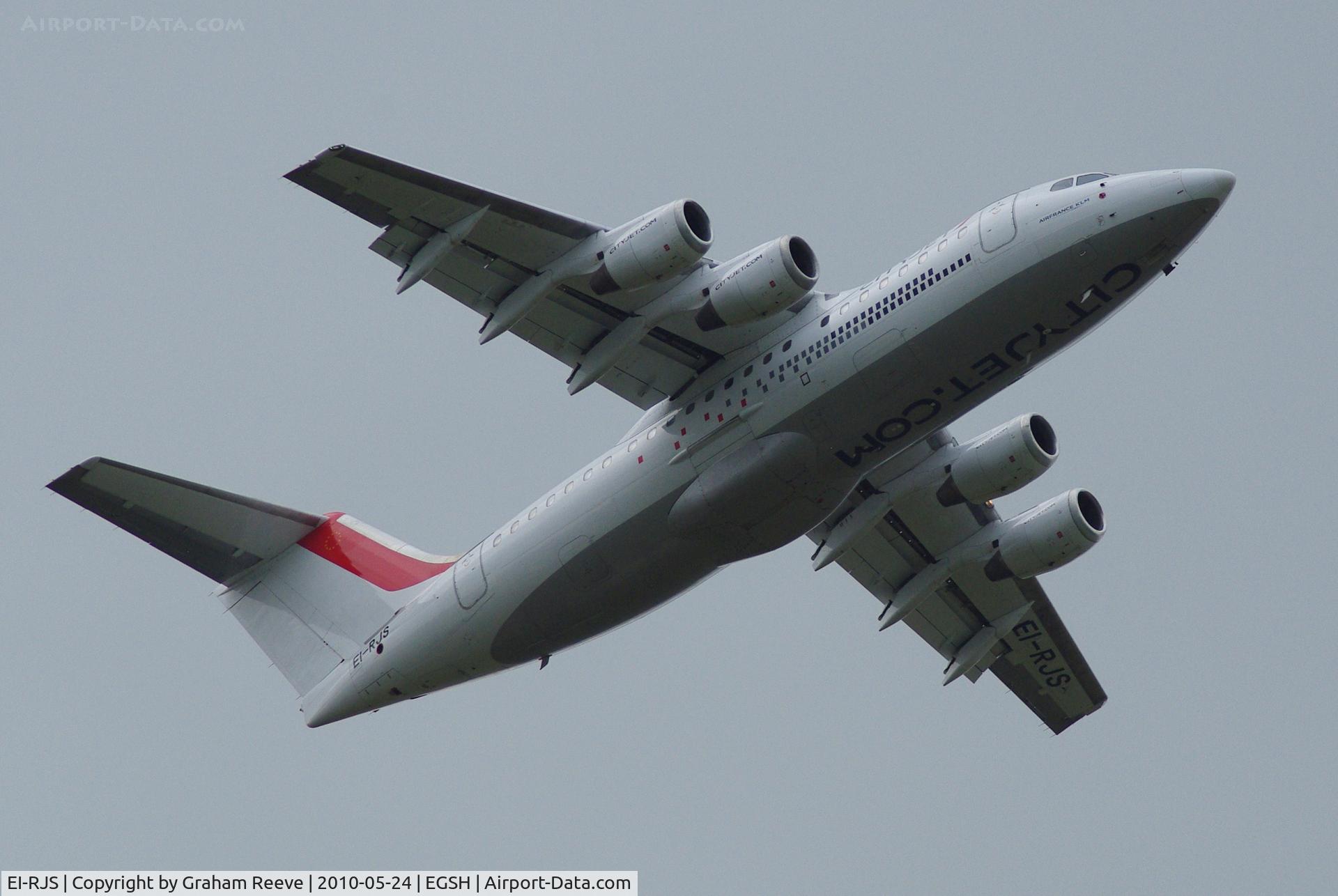EI-RJS, 2000 British Aerospace Avro 146-RJ85A C/N E2365, Departing Norwich.