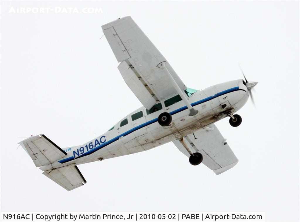 N916AC, 1969 Cessna 207 C/N 20700061, Yute Air Cessna 207 landing runway 18