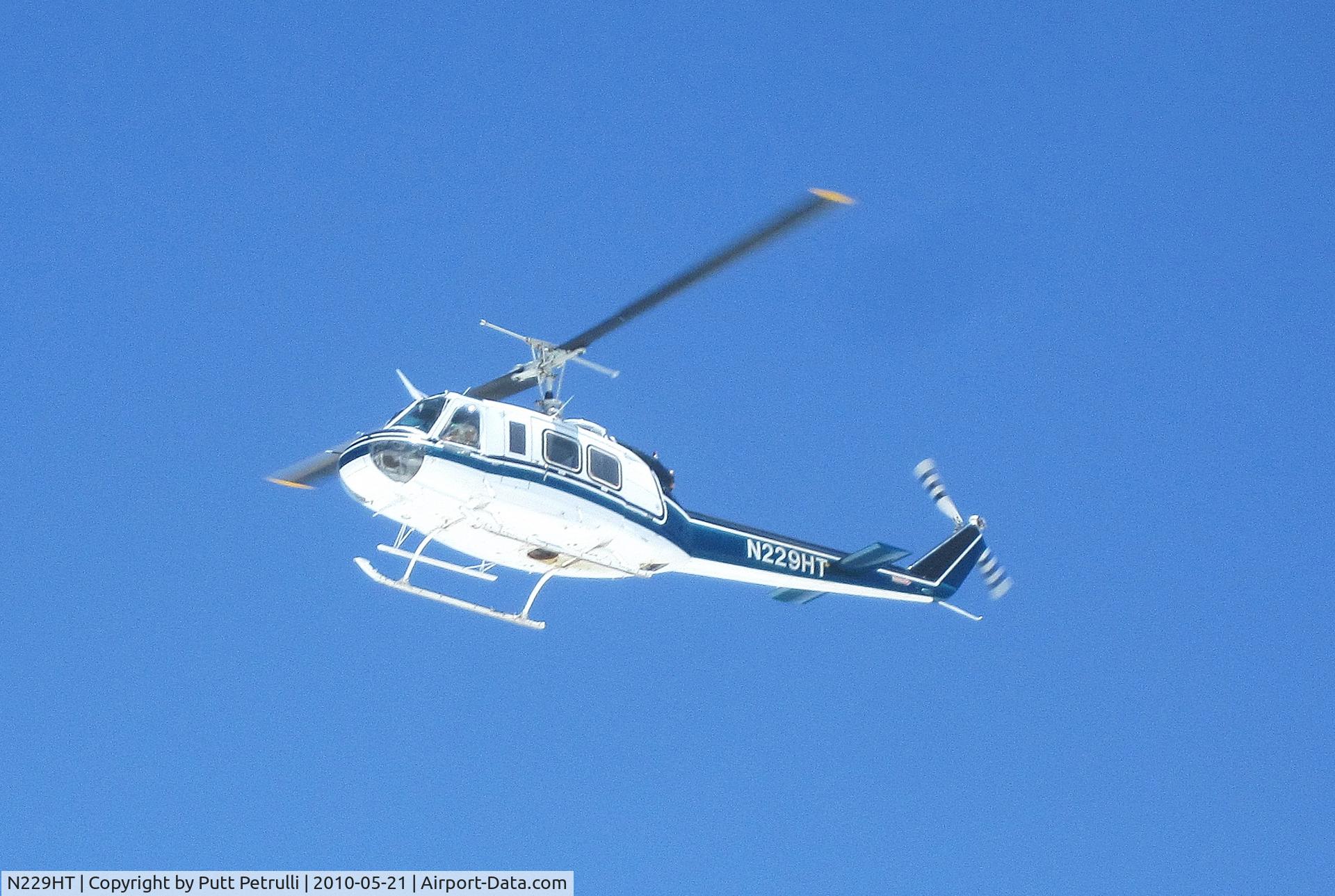 N229HT, 1980 Bell 205A-1 C/N 30330, Buzzing Mt. Baldy (Mt. San Antonio), CA  5/21/2010
