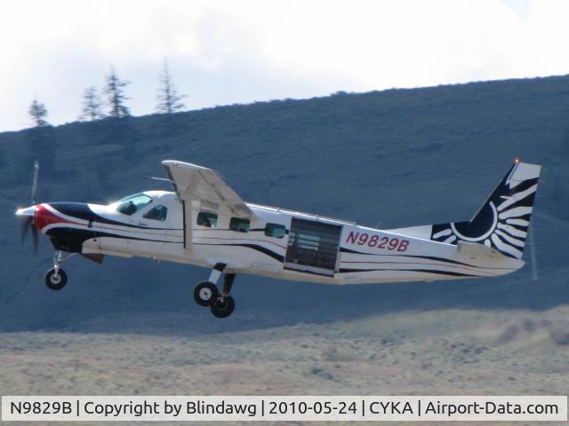 N9829B, 1988 Cessna 208B Grand Caravan C/N 208B-0116, On climbout from 08...
