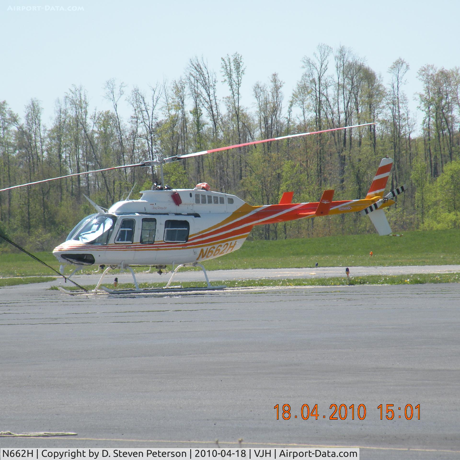 N662H, Bell 206L-4 LongRanger IV LongRanger C/N 52323, At Highlands Airport