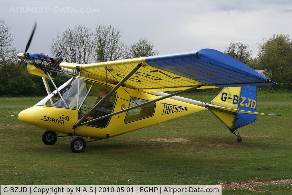 G-BZJD, 2001 Thruster T600T 450 JAB C/N 0070-T600T-045, Micro trade fair 2010