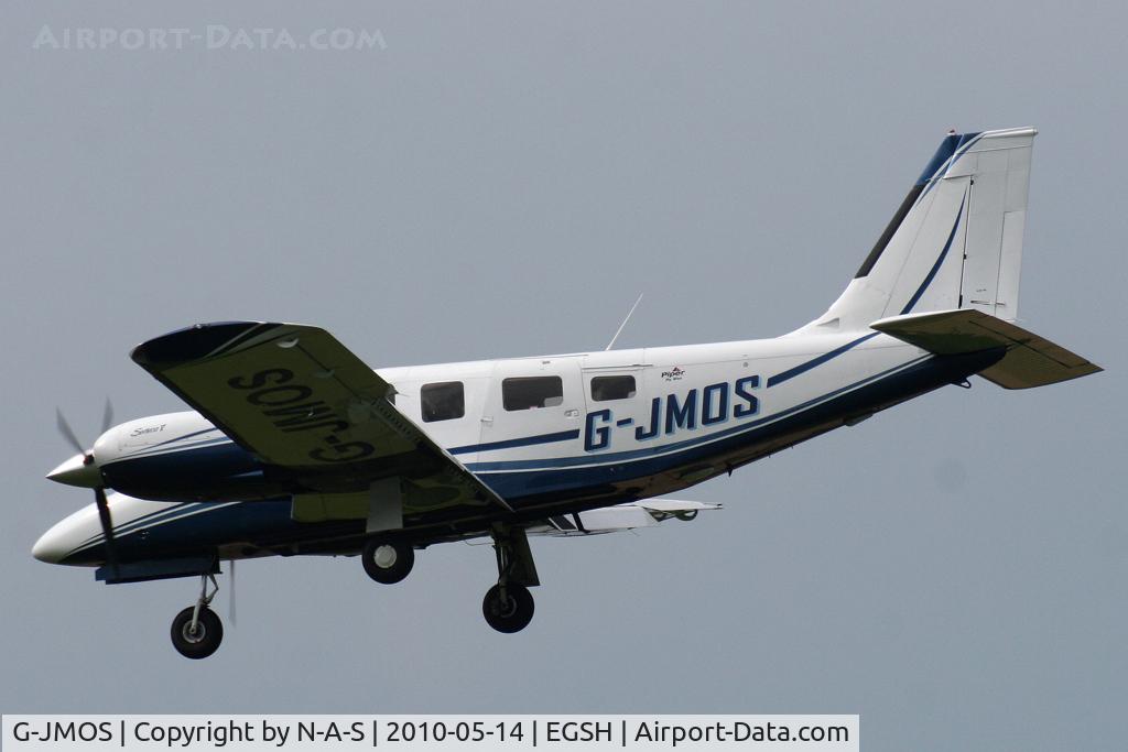 G-JMOS, Piper PA-34-220T Seneca V C/N 34-49378, Arriving 27