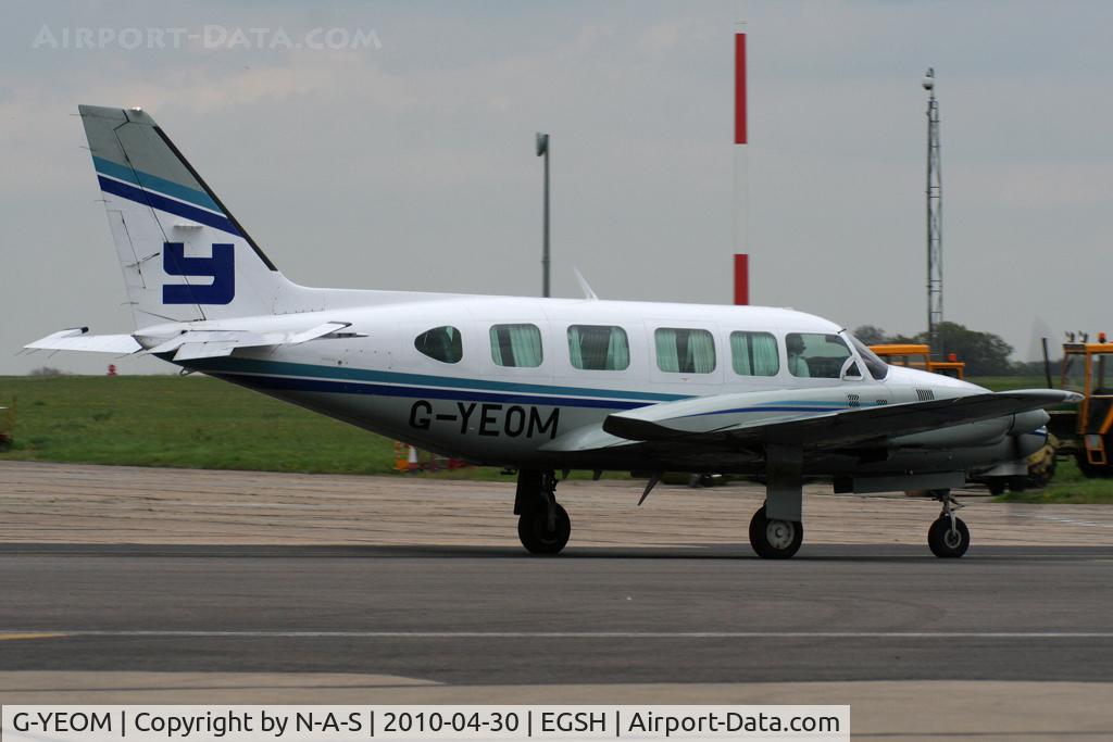 G-YEOM, 1983 Piper PA-31-350 Chieftain C/N 31-8352022, Visiting