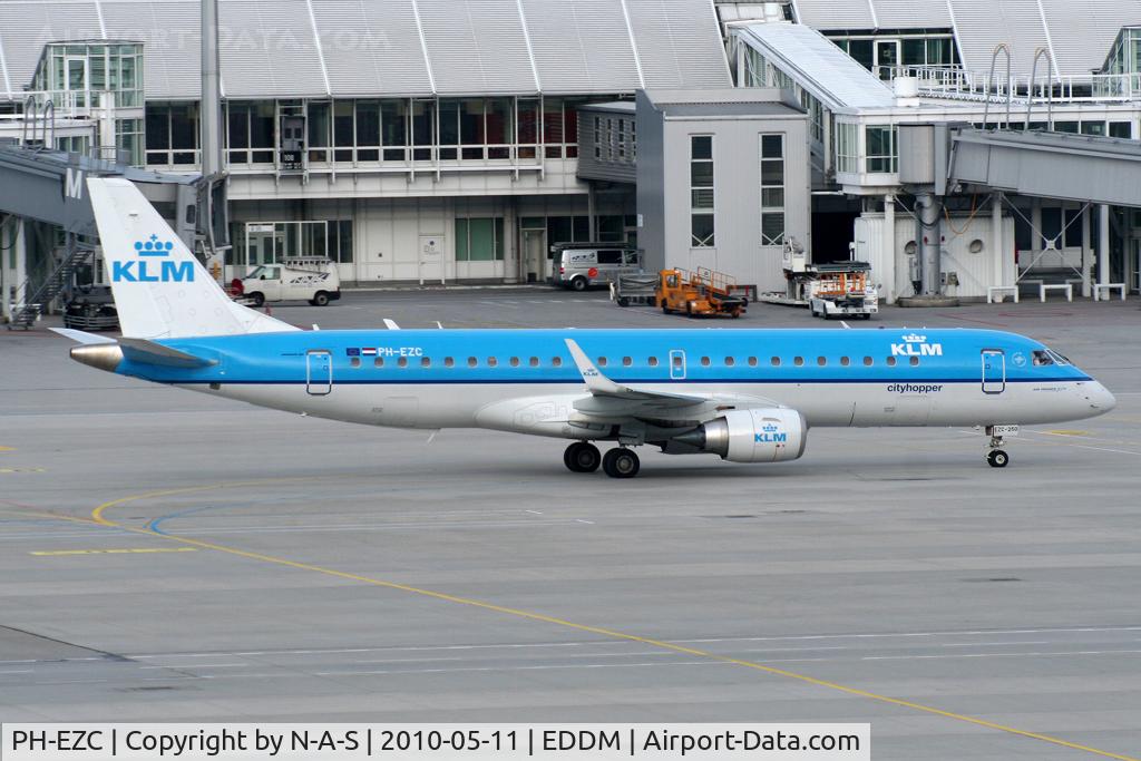PH-EZC, 2008 Embraer 190LR (ERJ-190-100LR) C/N 19000250, Arriving from AMS
