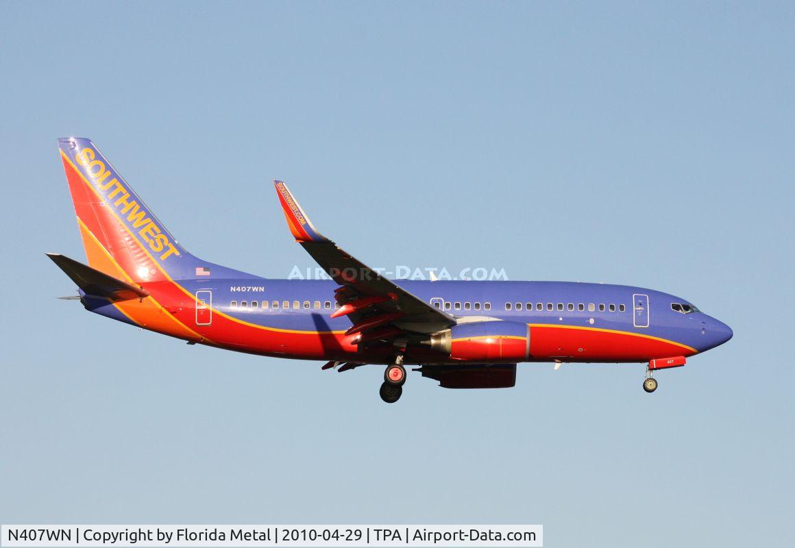 N407WN, 2001 Boeing 737-7H4 C/N 29817, Southwest 737-700