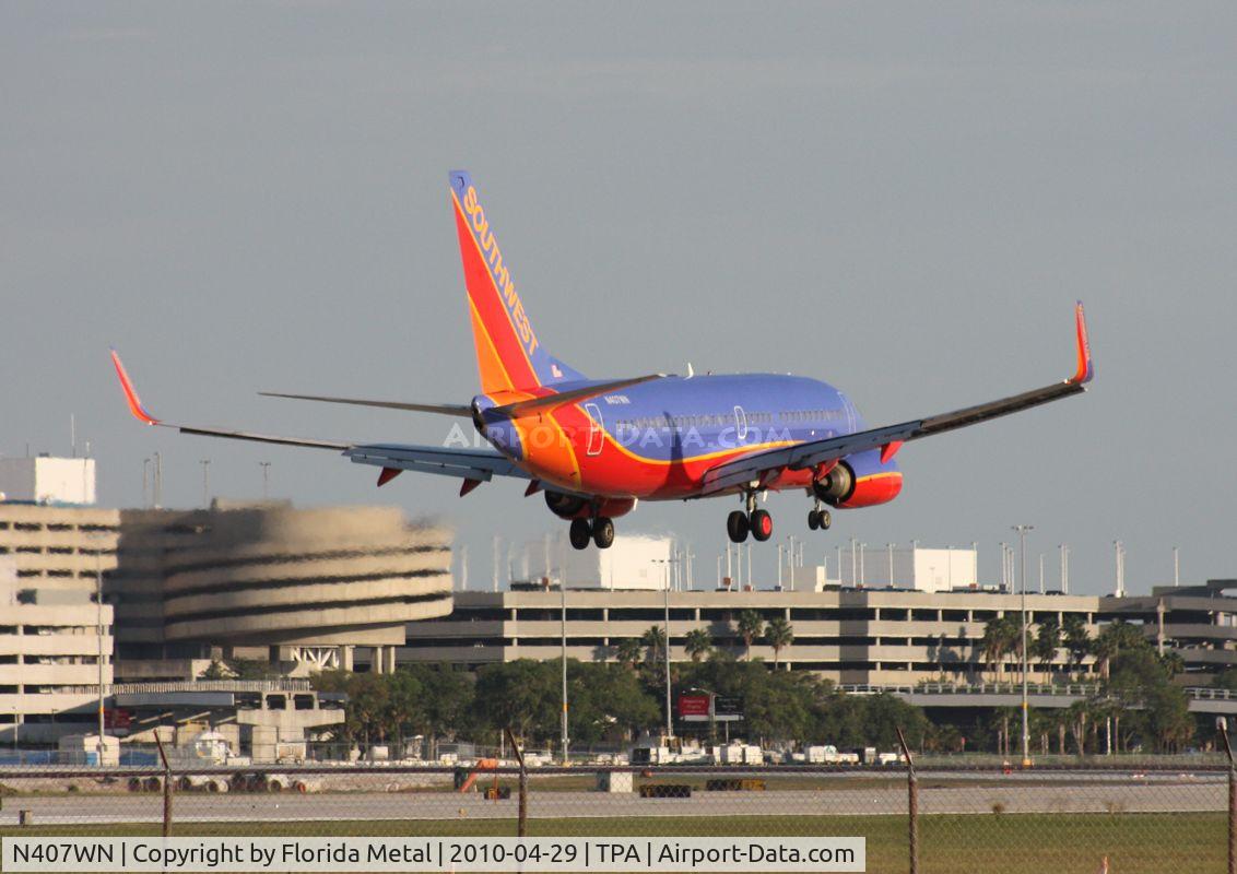 N407WN, 2001 Boeing 737-7H4 C/N 29817, Southwest 737-700