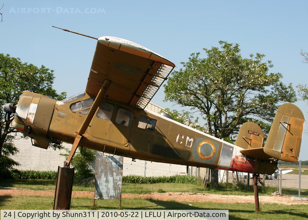 24, Max Holste MH.1521M Broussard C/N 51, Preserved on the Airclub pole in very bad situation... C/n 51