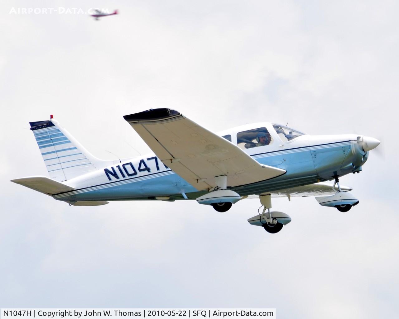 N1047H, Piper PA-28-151 Cherokee C/N 28-7715303, Virginia Regional Fly-In at Suffolk