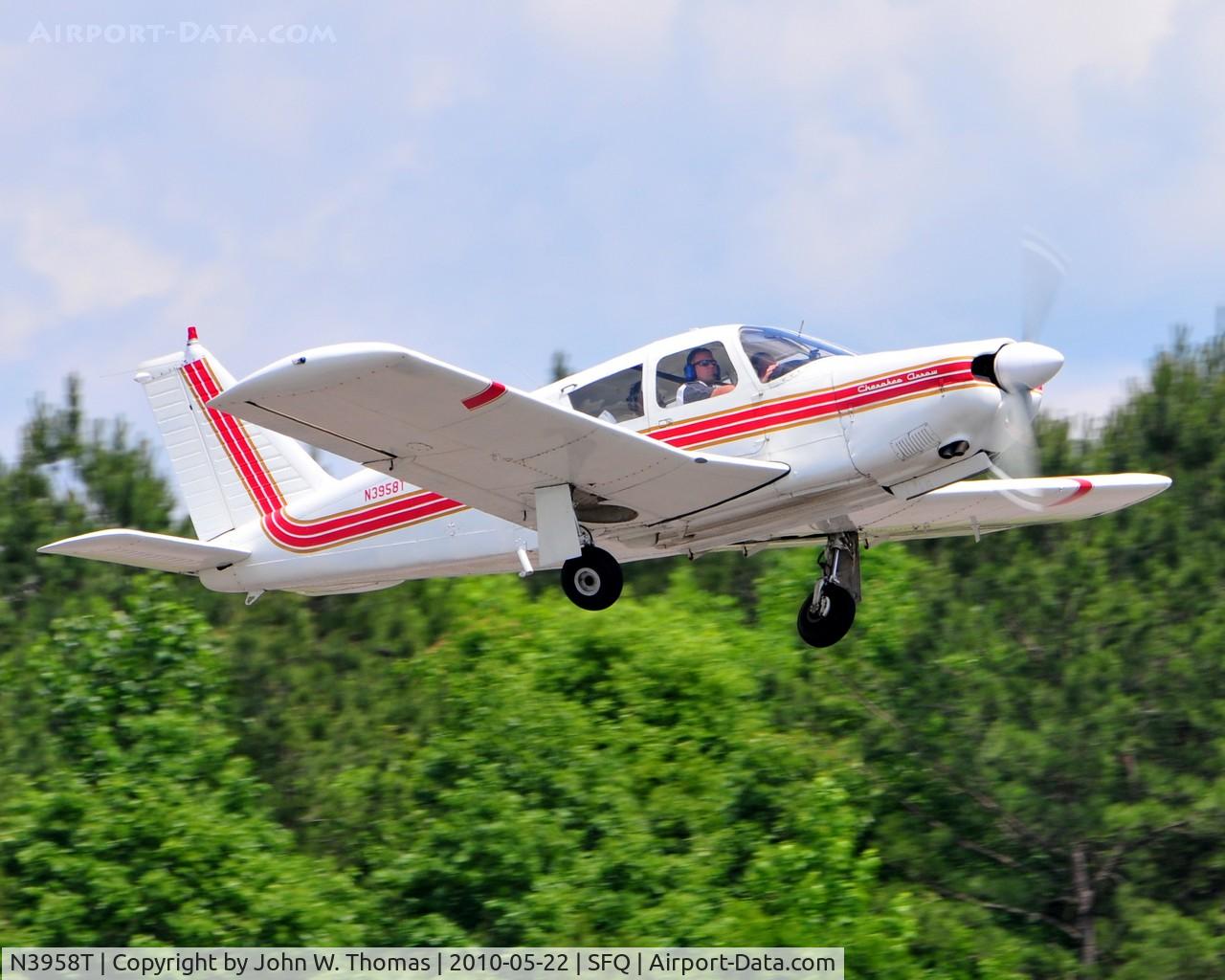 N3958T, 1967 Piper PA-28R-180 Cherokee Arrow C/N 28R-30303, Virginia Regional Fly-In at Suffolk