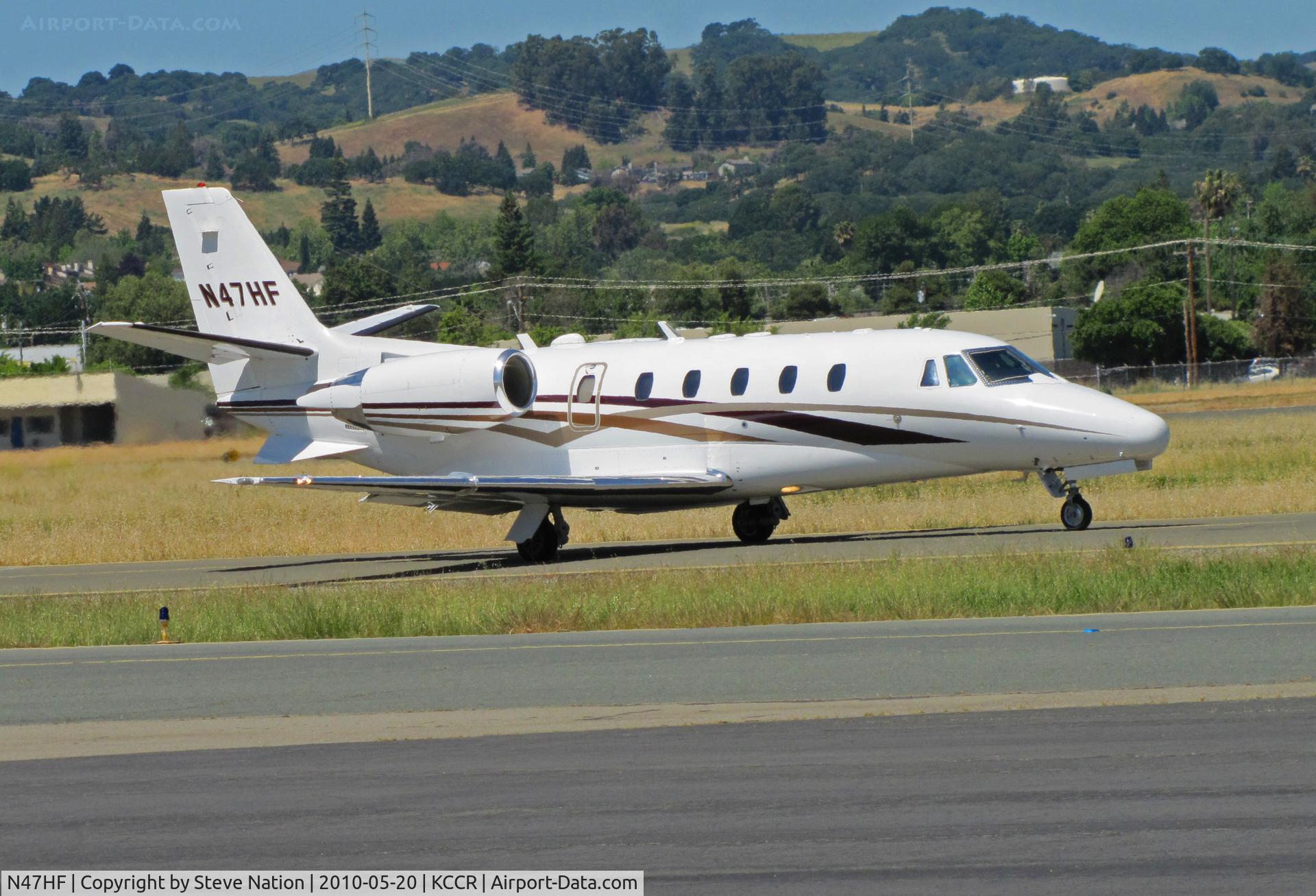 N47HF, 2003 Cessna 560XL C/N 560-5347, 2003 Cessna 560XL taxying for take-off