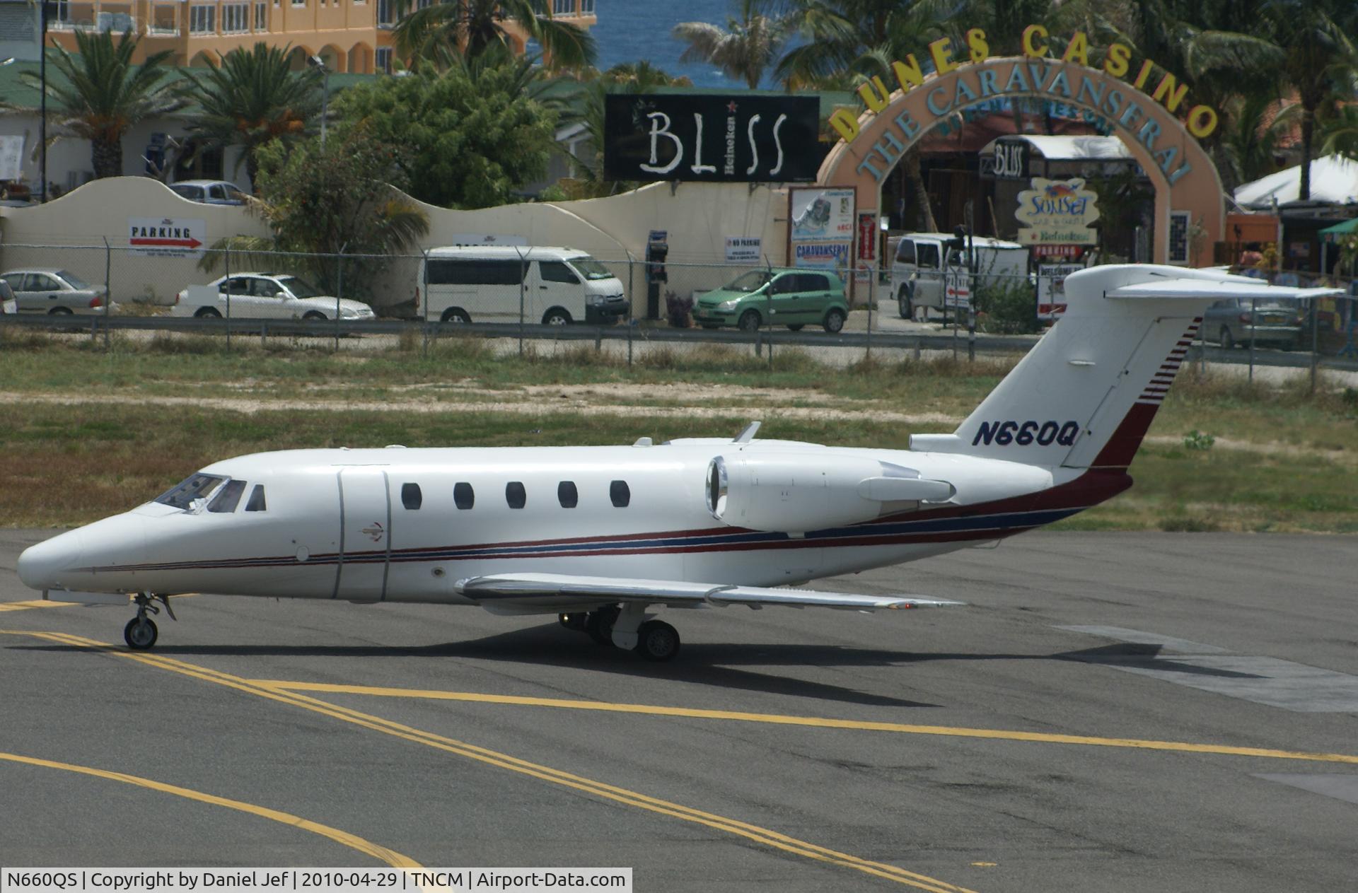 N660QS, 2006 Cessna 560XLS Citation Excel C/N 560-5647, N660Q At the lines for take off